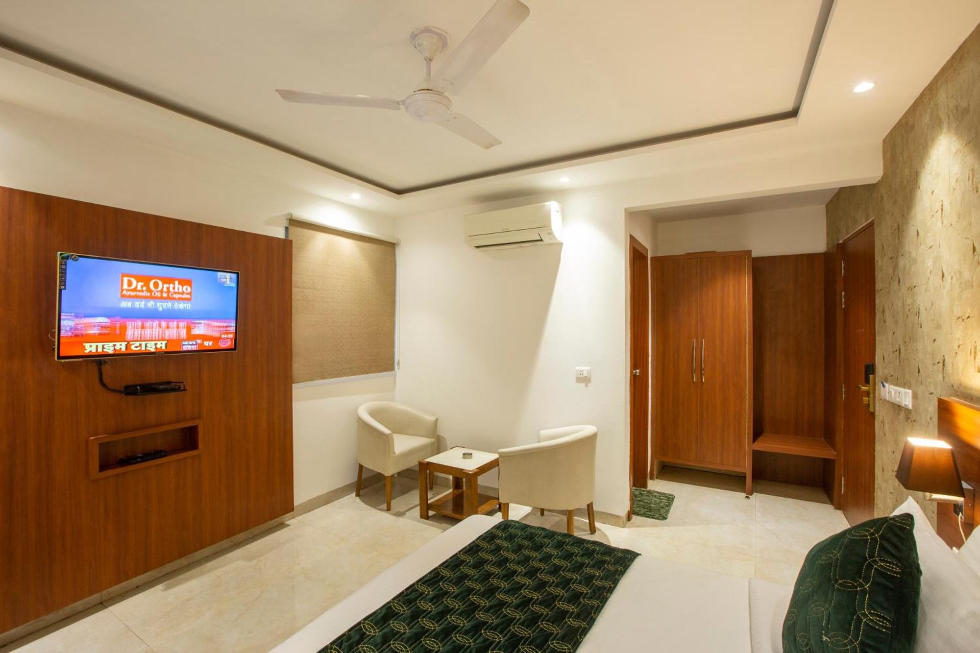 Hotel Arch Suites - Near Aerocity Nowe Delhi Zewnętrze zdjęcie