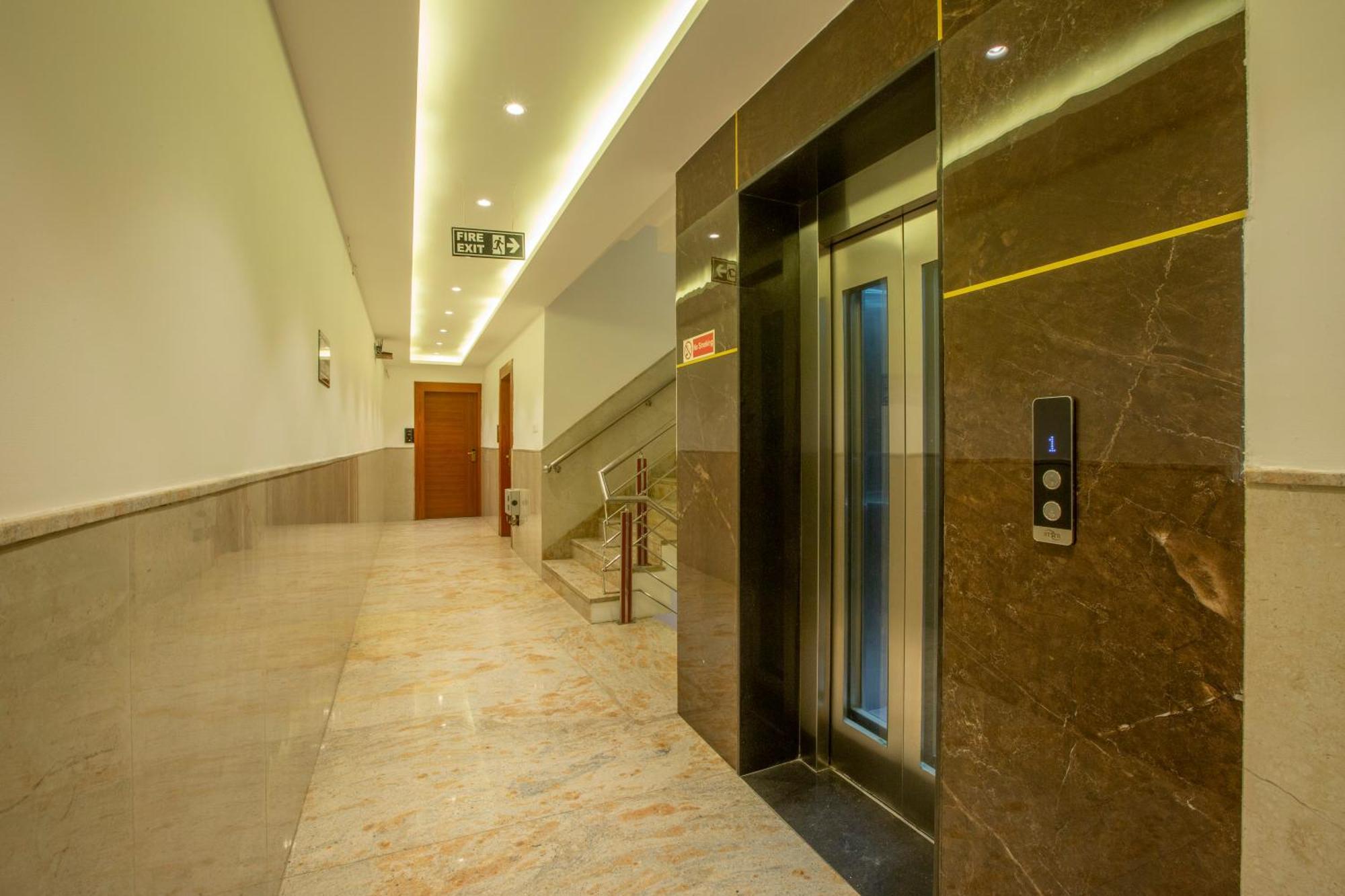 Hotel Arch Suites - Near Aerocity Nowe Delhi Zewnętrze zdjęcie