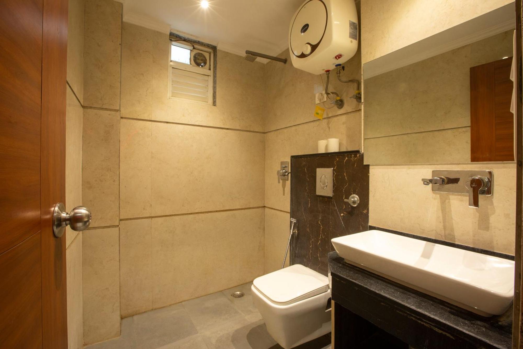 Hotel Arch Suites - Near Aerocity Nowe Delhi Zewnętrze zdjęcie
