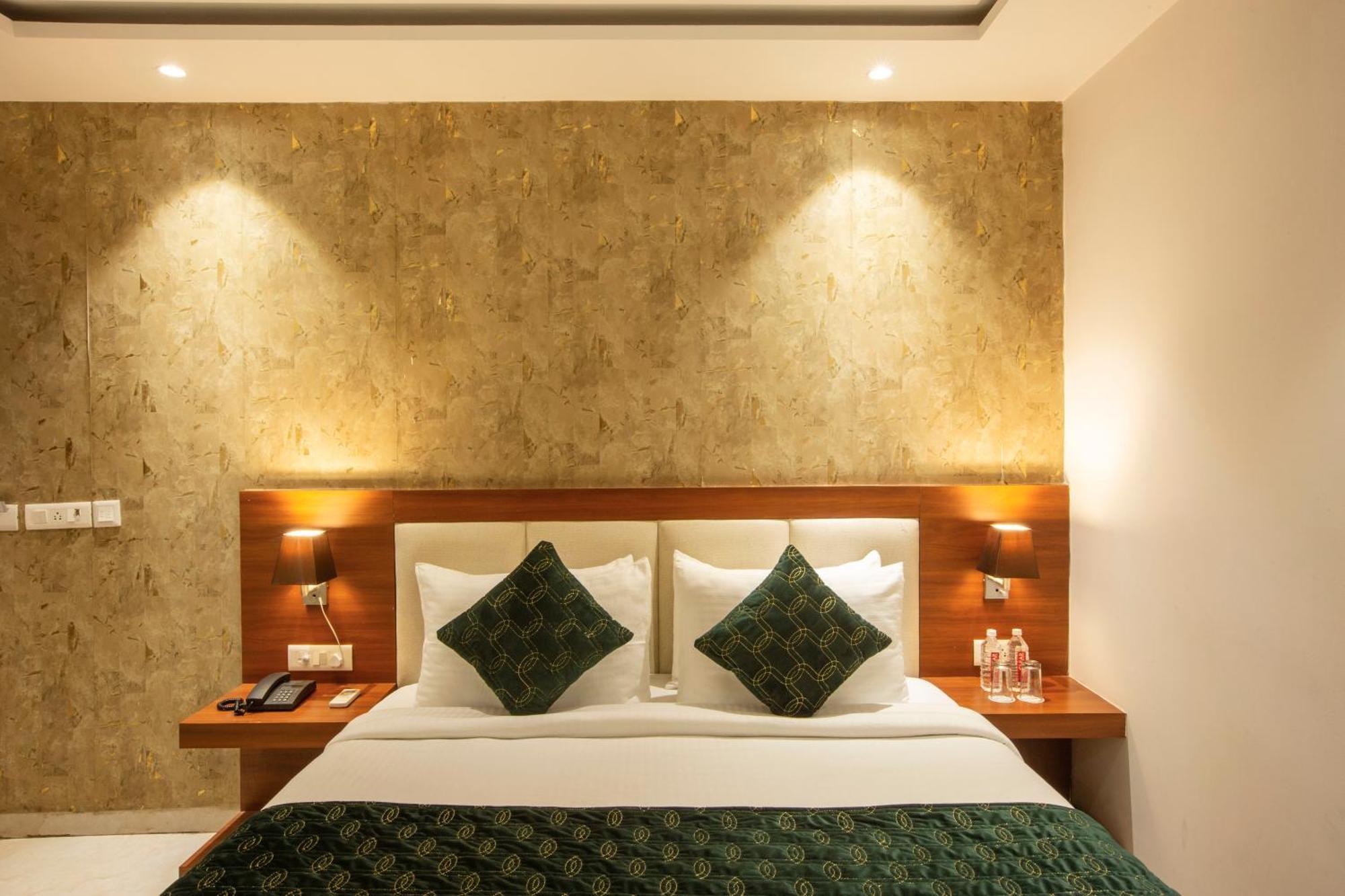 Hotel Arch Suites - Near Aerocity Nowe Delhi Zewnętrze zdjęcie